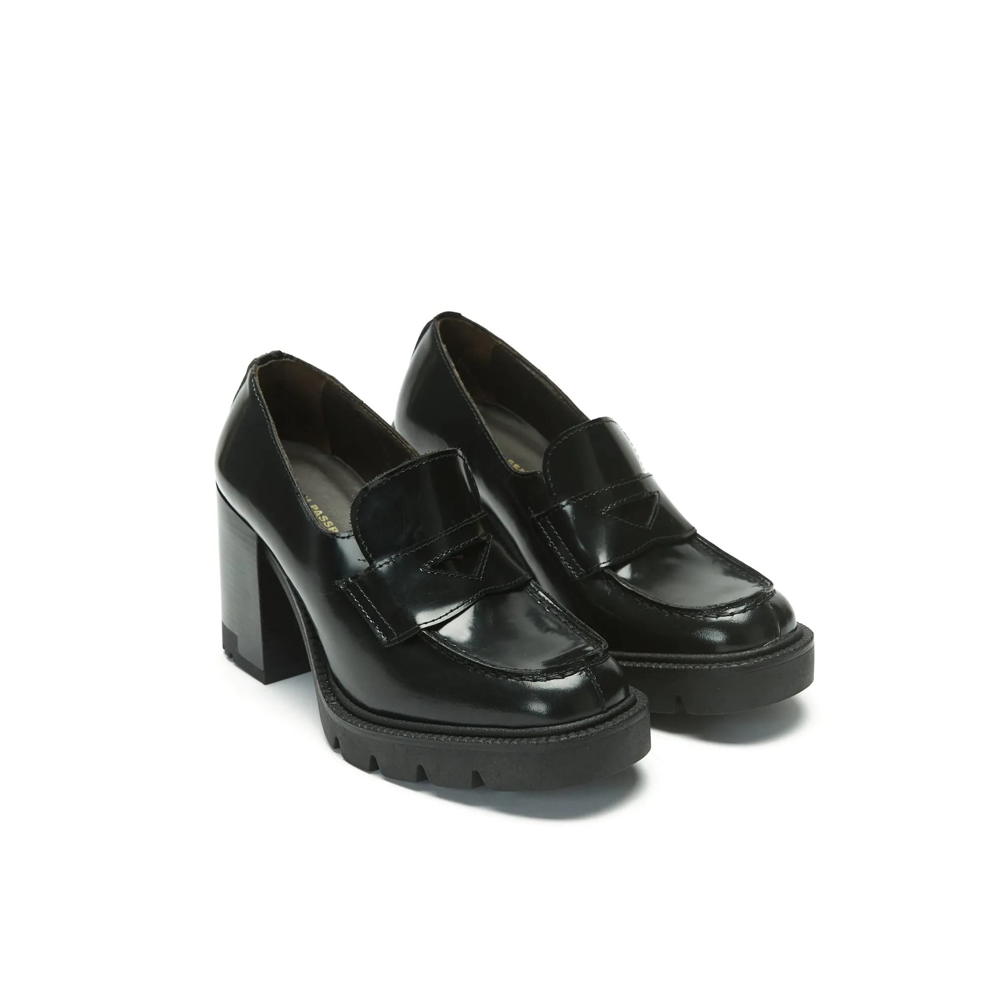 Heeled penny loafer black
