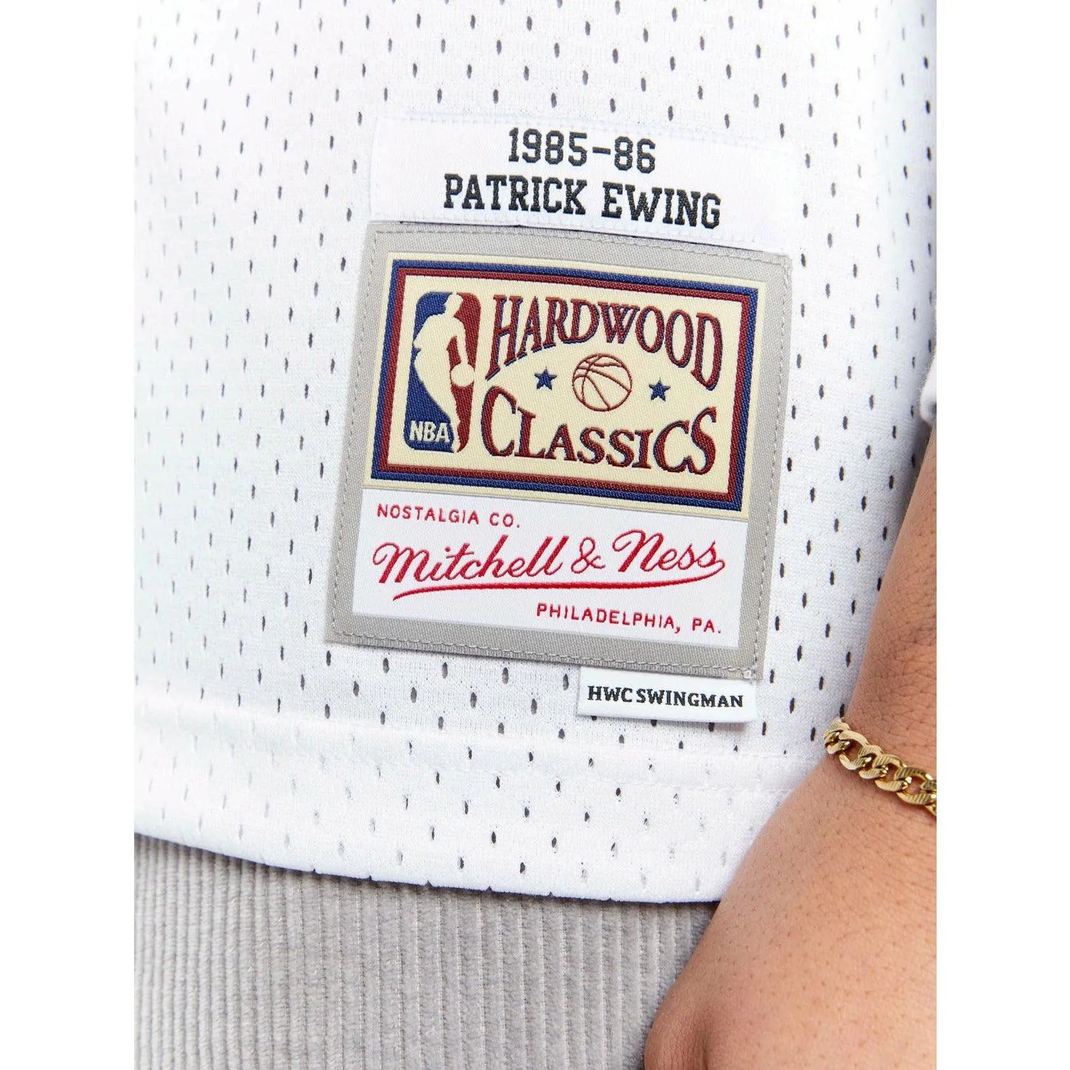 Mitchell & Ness - New York Knicks Ewing 33, 85-86 NBA Swingman Home Jersey